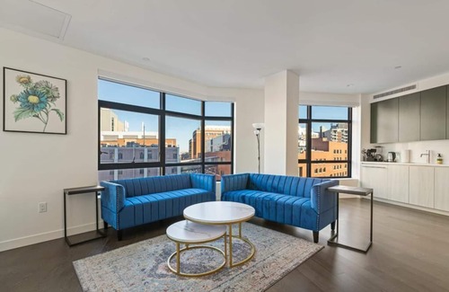 Fenway–Kenmore Apartment | Panoramic City Sanctuary