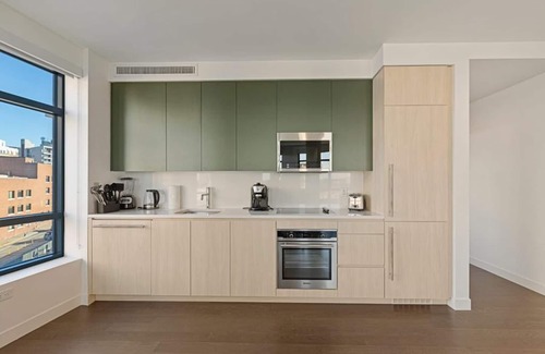 Fenway–Kenmore Apartment | Panoramic City Sanctuary
