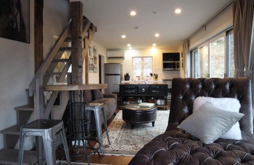 Beacon House | Panoramic Hudson Valley Views at Romantic and Private Mountainside Estate