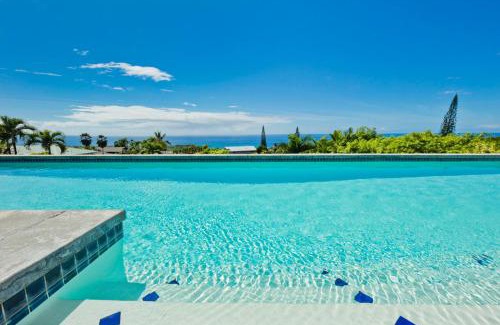 Kailua-Kona House | Panoramic Ocean View Home with Pool by Kona PhiLong