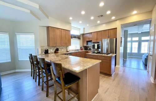 South Oceanside House | Panoramic ocean view and stunning sunsets in Oceanside with EV charger & AC!