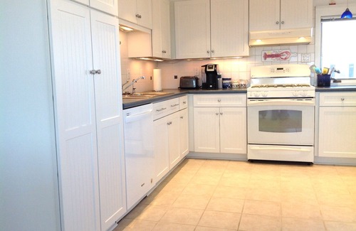 Ogunquit - Wells Condo | PANORAMIC OCEAN VIEWS AT MOODY POINT, Last Minute Specials For Peak Weeks!