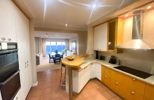 Bantry Bay House | Panoramic Ocean Views Bantry Bay