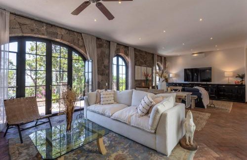 Zona Centro House | Panoramic Paradise 3BR Gem Overlooking San Miguel