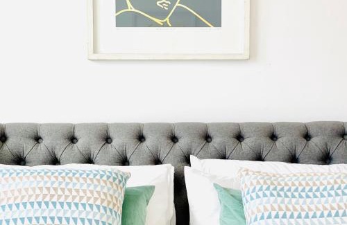 Stratford Apartment | Panoramic Park And City Penthouses Retreat