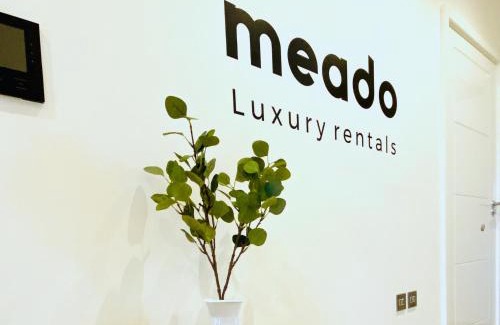 Stratford Apartment | Panoramic Park And City Penthouses Retreat