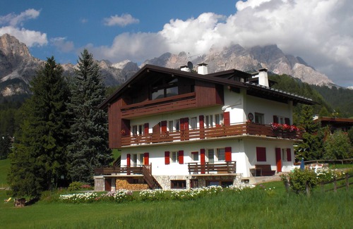 Cortina d'Ampezzo Apartment | Panoramic, quiet, less than 1 km from the center