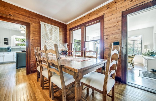 Blanco House | Panoramic river view and river access, walk to town for dining, music, shopping!