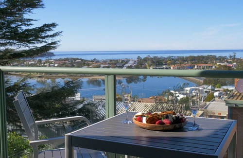 Merimbula Apartment | Panoramic Townhouses by Lisa (Deluxe Back Unit)