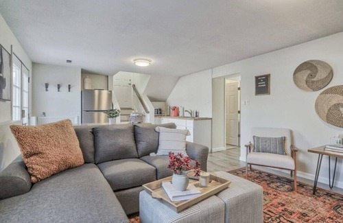 Central Colorado Springs House | Panoramic Valley! Downtown Basement Suite