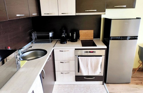 Dragijevo Apartment | Panoramic view apartment with WiFi, AC