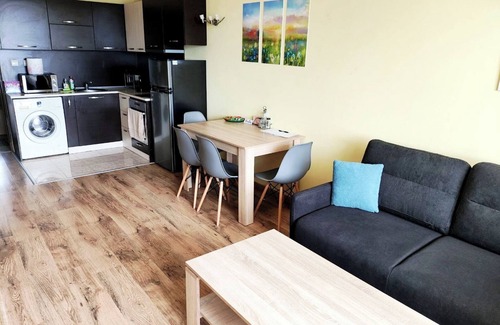 Dragijevo Apartment | Panoramic view apartment with WiFi, AC