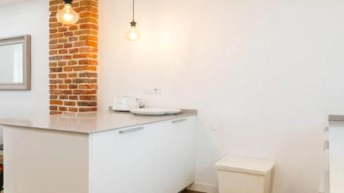 Firostefani Apartment | Panoramic View Apartment in the Heart of Fira