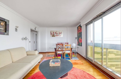 Passerelle Apartment | Panoramic view of Paris