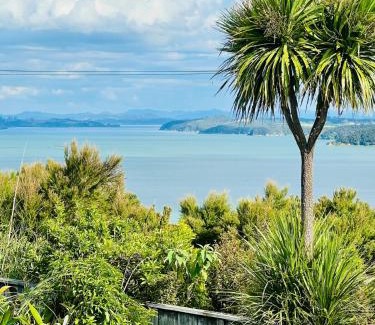 Te Tii House | Panoramic Views