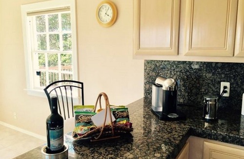 San Carlos House | Panoramic Views of Silicon Valley