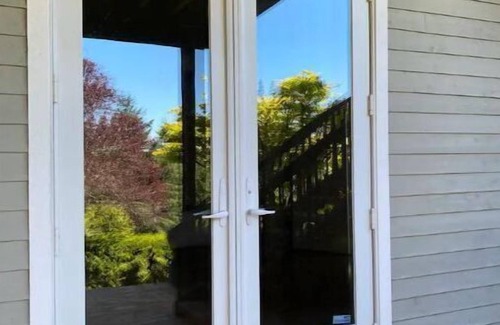 Cougar Mountain House | Panoramic Views, Theater, Gym: 2000+ sqft Getaway