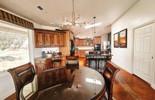 Kanab House | Panoramic Views