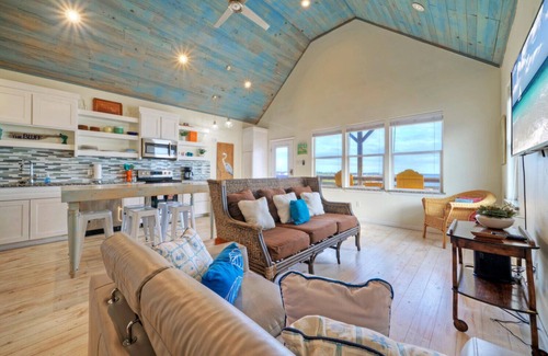 Flour Bluff House | Panoramic Water Views, Shared Pool, Boat Dock | Bayside Lodge by AvantStay