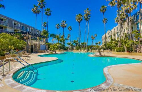 Townsite House | Panoramic Water Views - Steps to the Beach - F-2