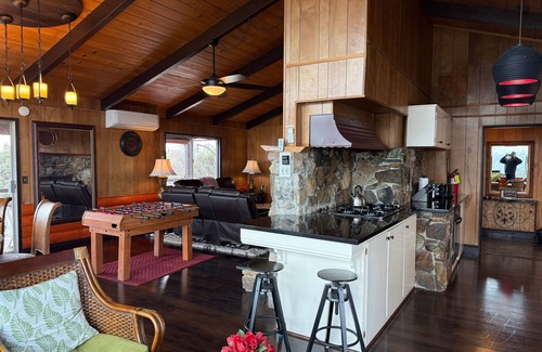 North Fork House | Panoramic Yosemite Cabin w/Decks & Wildlife