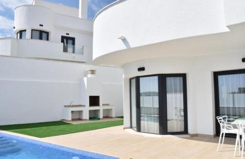 Finestrat House | PANORAMISCH modern vakantiehuis in Finestrat bij Benidorm met 3 slaapkamers, gelegen op de 1ste lijn met privézwembad en omheinde privétuin, zicht op zee, de bergen met 'Kilómetro Vertical del Puig Campana' en op de skyline van Benidorm City en Finestrat