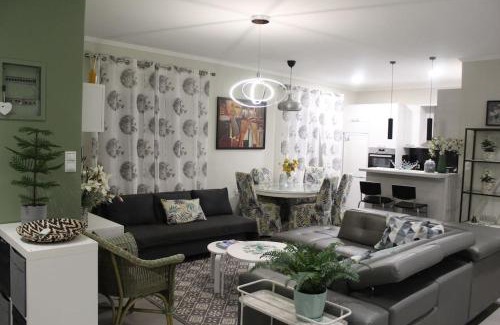 Mavromati House | Panos modern country house