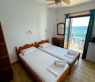 Kokkari House | Pansion Giannis Perris