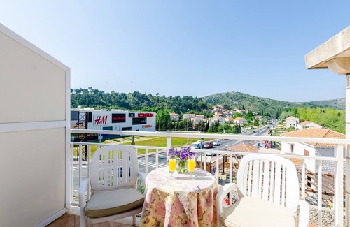 Srebreno Apartment | Pansion Srebreno - Double or Twin Room with Balcony and City View 3