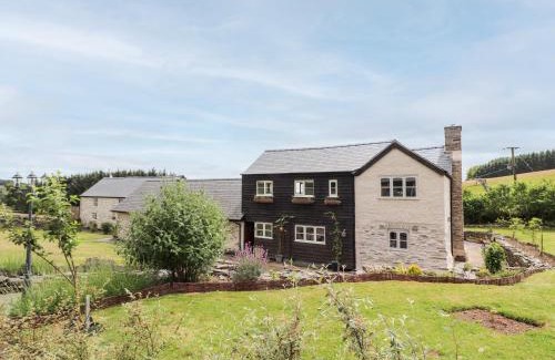 Pontfadog House | Pant Dafydd Goch
