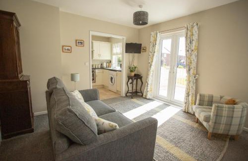 Aberaeron Apartment | Pant-Y-Celyn Studio Apartment
