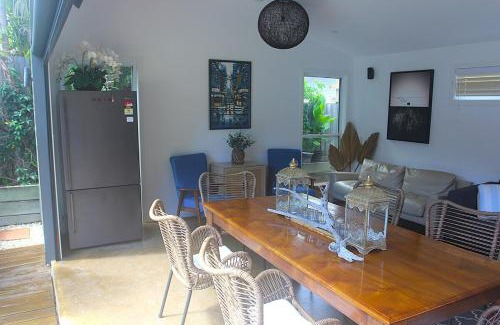 Torquay Apartment | Pantai Indah Villa