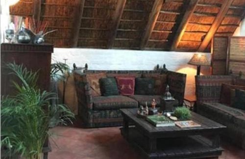 Randpark Ridge Apartment | Pantera Lodge and Spa and Cheetah Cottage