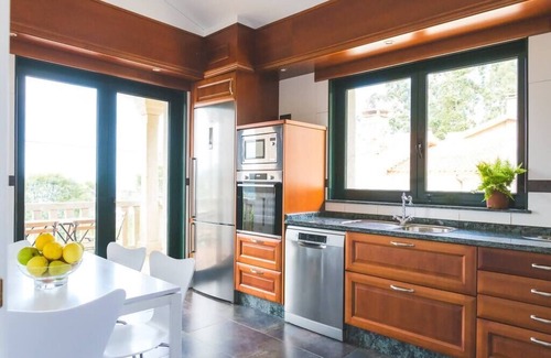 Vilarrube House | Pantin Beach View Villa Pool Aloha-te