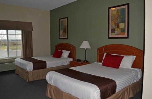Paola Hotel | Paola Inn and Suites