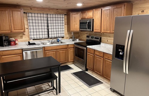 Sarah Ann House | Papa Bear's Den!n“The perfect location to visit the trails”