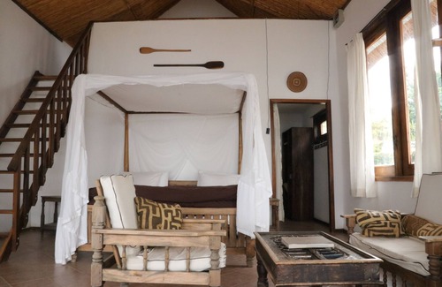 Kitongo Cabin | Papa's Cafe and Bungalows