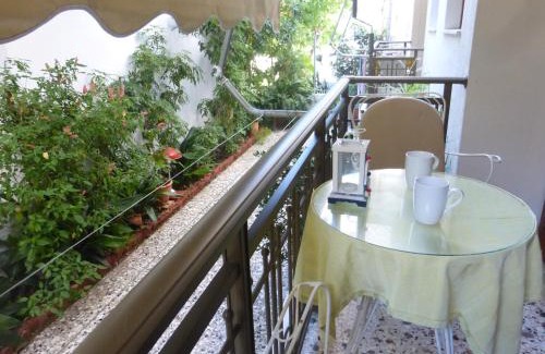 Pefki Apartment | Papadioti Apartments