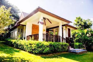 Mae Pong Resort | Papai Country Lodge SHA