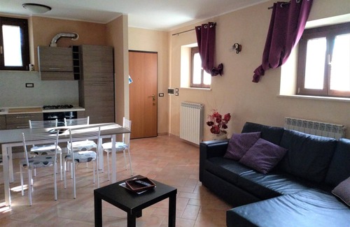 Montalto delle Marche Condo | PAPAVERO APARTMENT agriturismo IL VECCHIO ACERO