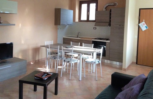 Montalto delle Marche Condo | PAPAVERO APARTMENT agriturismo IL VECCHIO ACERO