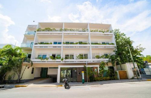 Centro Apartment | papaya 15 Exclusive PentHouse with rooftop and jacuzzi
