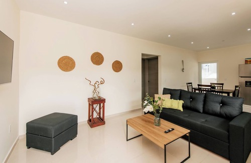 Grote Berg House | Papaya Hill Resort Apartment 1