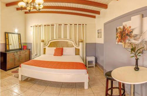 Oranjestad House | Papaya Inn
