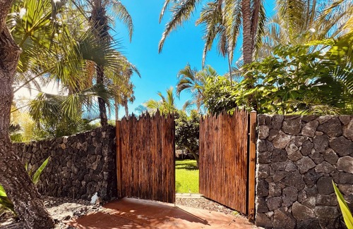 Waikoloa House | Papaya & Palm - A Private Tropical Oasis