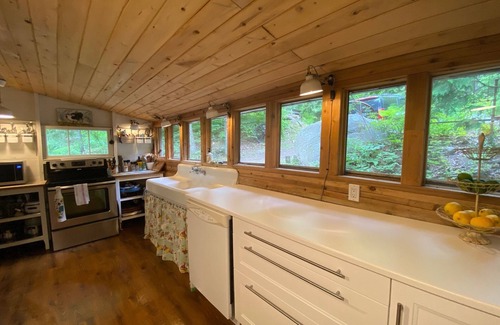 Hastings Highlands Cottage | Papineau Lake cottage and converted boathouse, clean water, sleeps up to 10.
