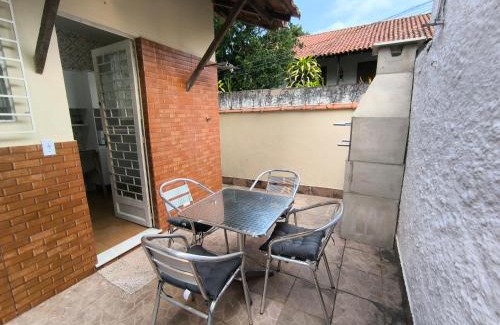 Porto da Madama House | Paqueta · Paquetá 2 quartos - AC , Wi-Fi e Churrasqueira!