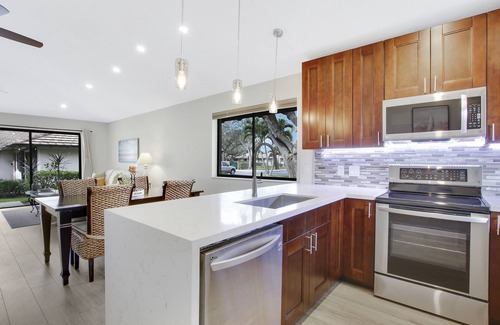 Hunt Club Cottage | Par and Away Cottage