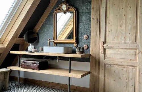 Saint-Martin-aux-Chartrains Bed & Breakfast | Par Hasard ou pas