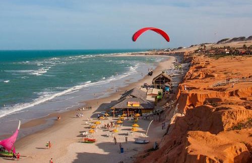 Canoa Quebrada Apartment | Paraíso de frente para o mar!